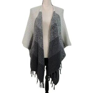 American Eagle Women's Poncho Open Front Black Grey Off White Size OS